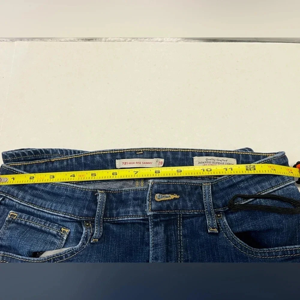 Levi 721 Women High Rise Skinny Jeans - Picture 8 of 17